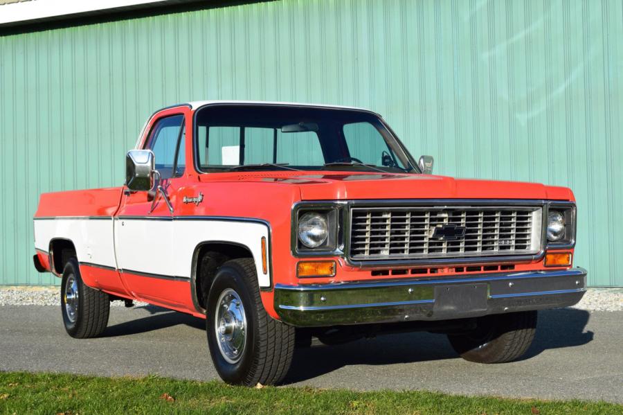  Chevrolet C10 Cheyenne Super 1974 года  (фото 19 из 365)